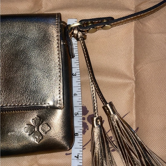 Patricia Nash Corfu Metallic Leather Crossbody - Picture 8 of 8